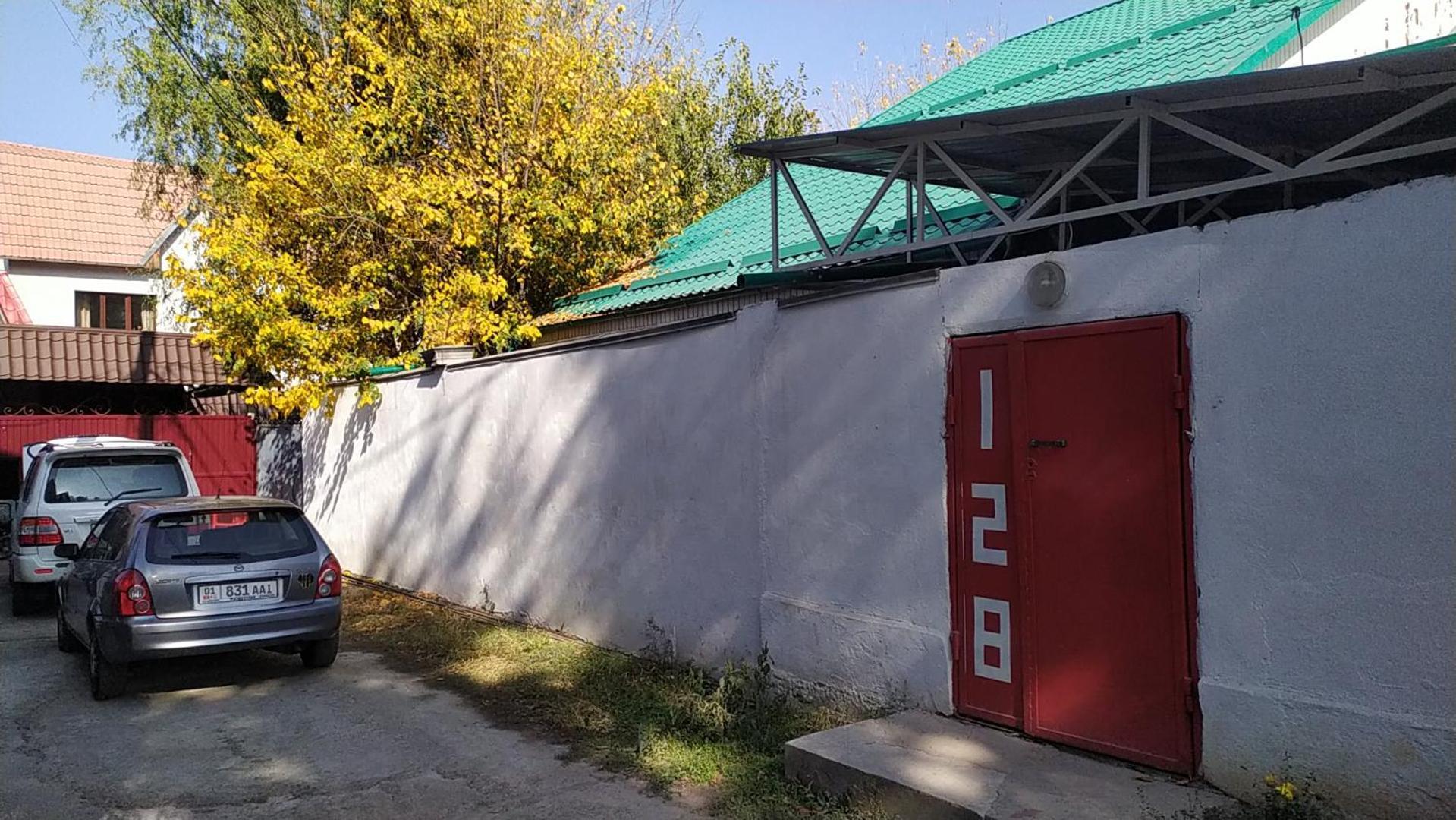 Kgb Home Hostel Bishkek Exterior foto